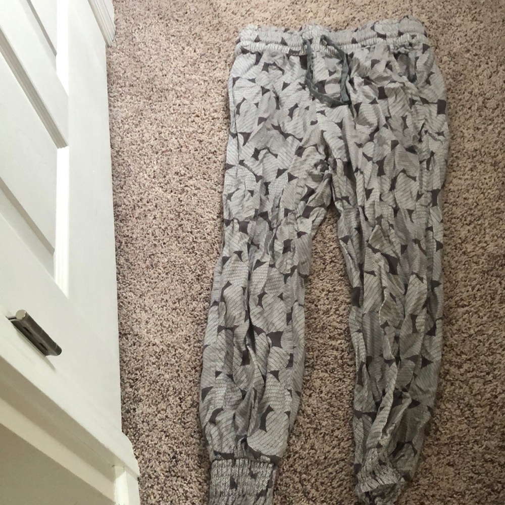 Aerie joggers